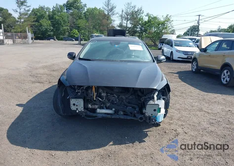 2017 Volvo S60 Inscription T5 из США, поврежденный, VIN LYV402TKXHB136158